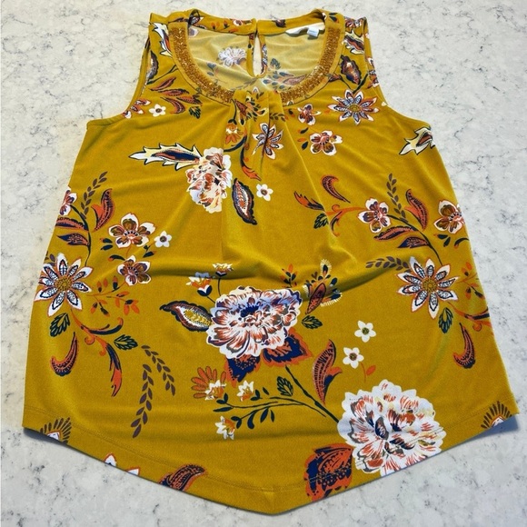 Magnolia Grace patterned sleeveless blouse - Picture 1 of 3